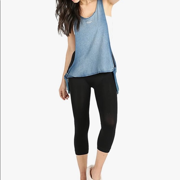 NIKIBIKI SEAMLESS CAPRI PANTS - Picture 4 of 12